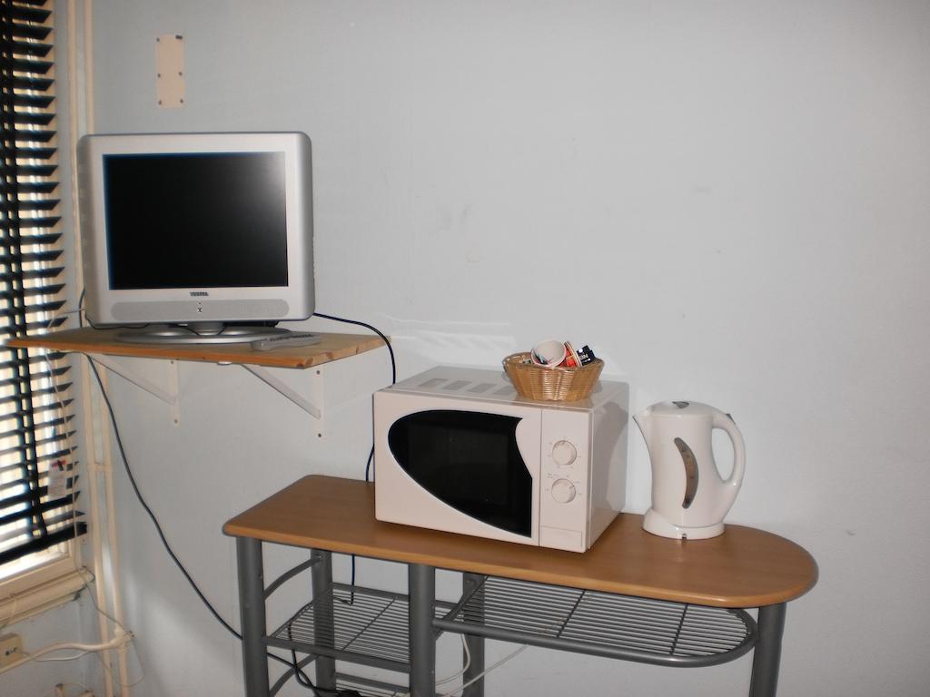 Hostel Pension Tivoli Groningue Extérieur photo