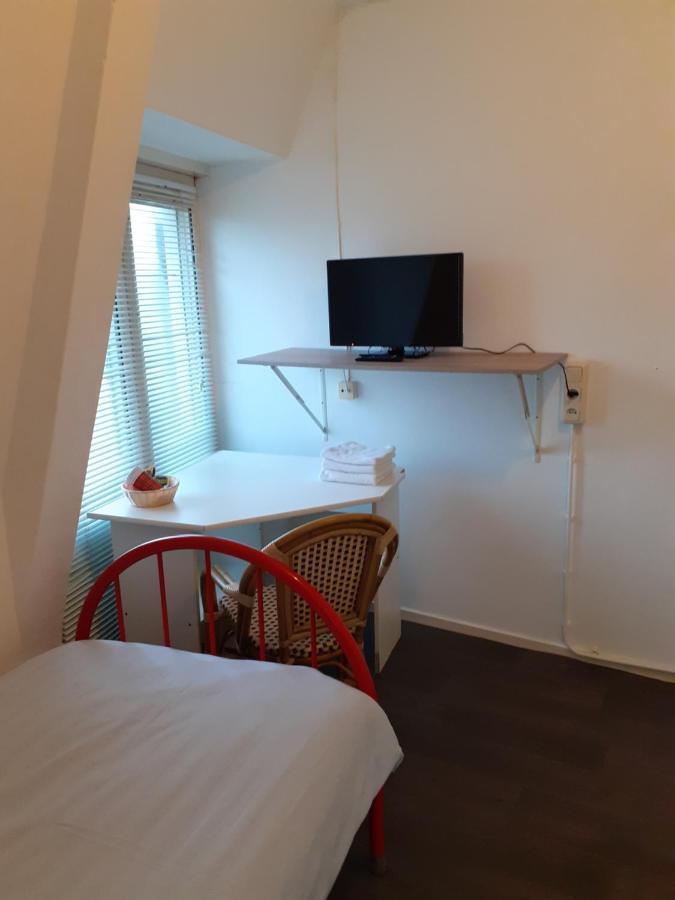 Hostel Pension Tivoli Groningue Extérieur photo